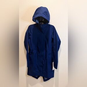 Lululemon Rain Haven Jacket new with tag size 4
